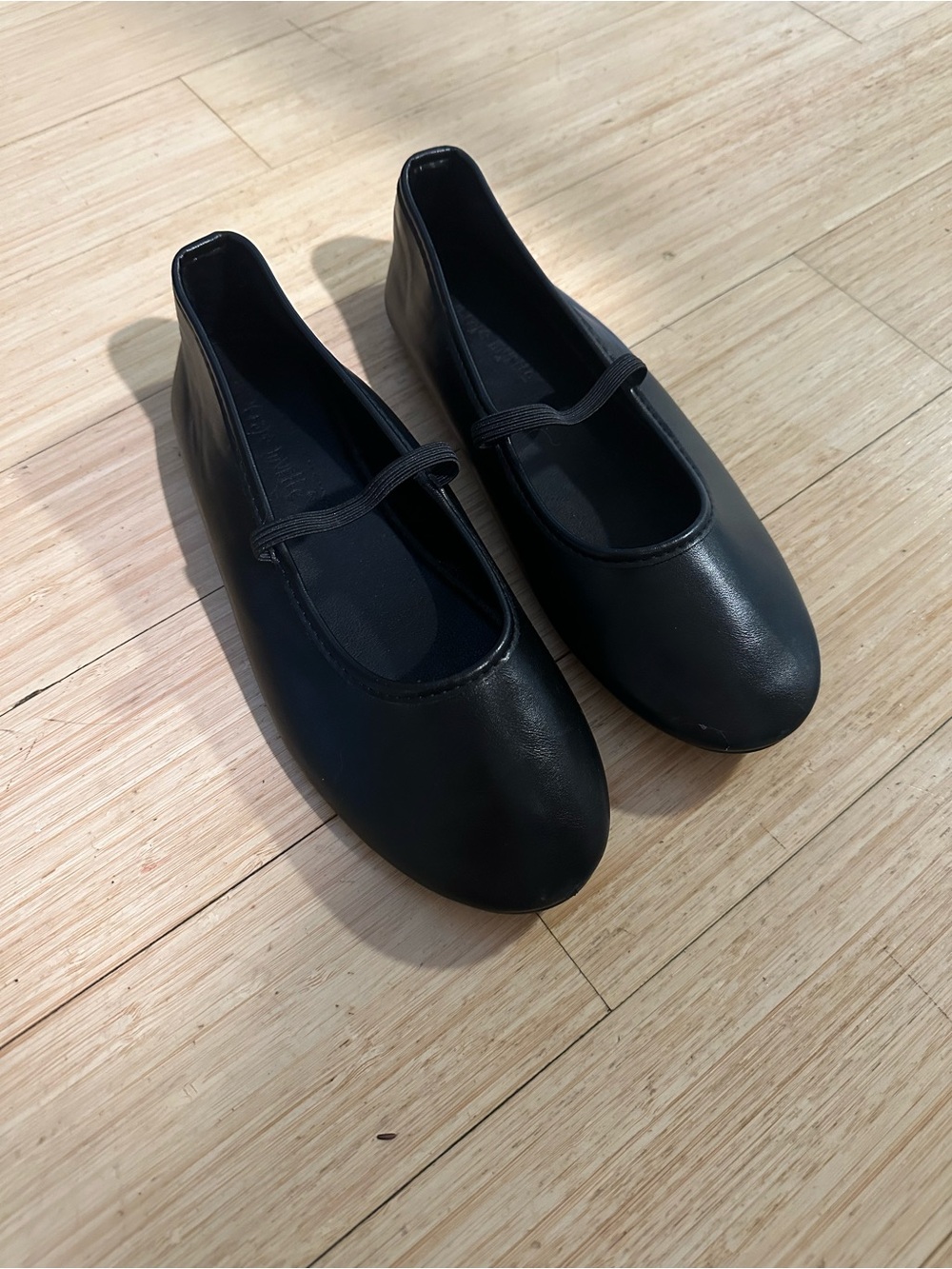 Black Mary Jane Flats - Classic Comfort